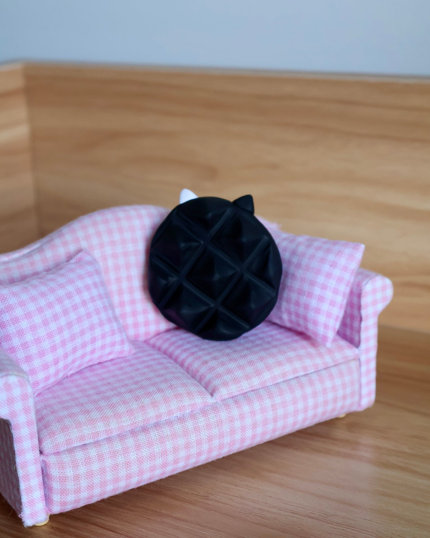 Black Kitty Worry Stone