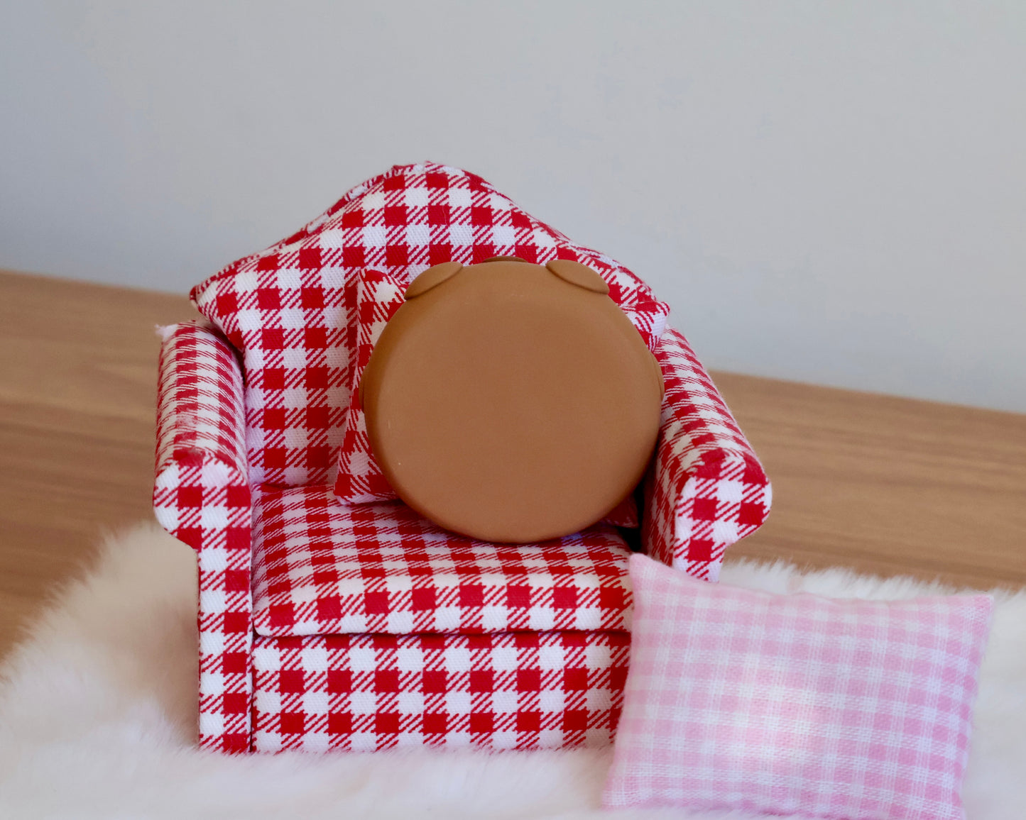 Tulip Capybara Worry Stone