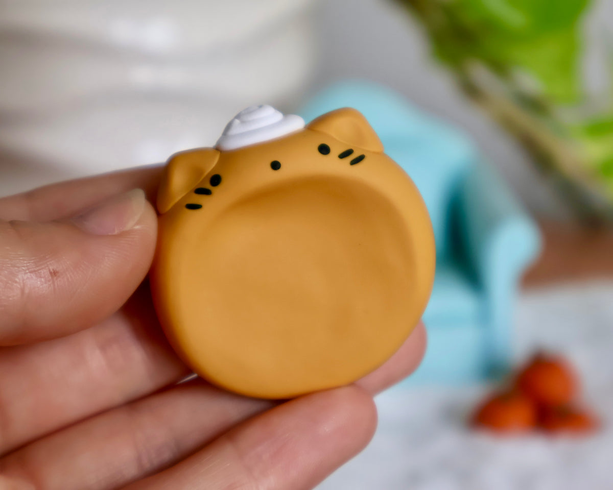 Pumpkin Pie Kitty Worry Stone
