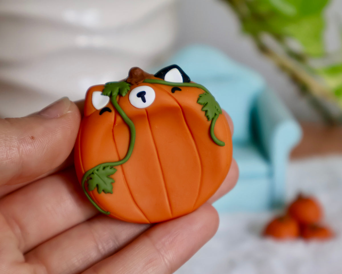 Pumpkin Foxy Worry Stone